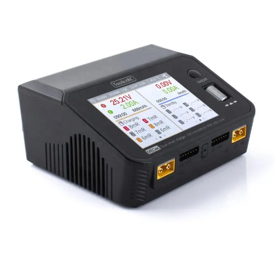 ToolkitRC M6DAC AC 200W DC 700 - Toolkitrc M6Dac Smart Charger incelemesi ve fiyatı